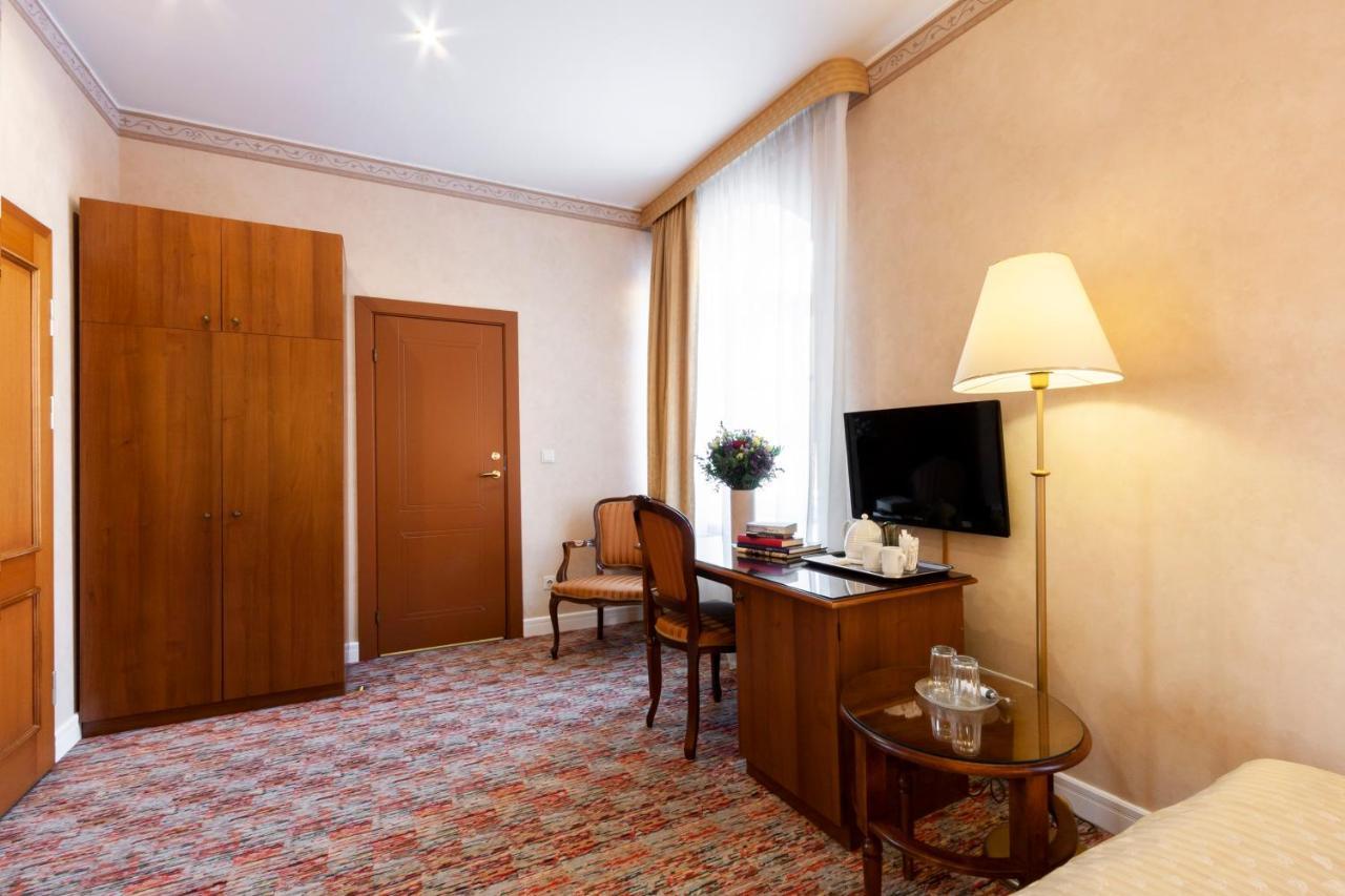 Story Inn Self Check-In Hotel Vilnius Luaran gambar